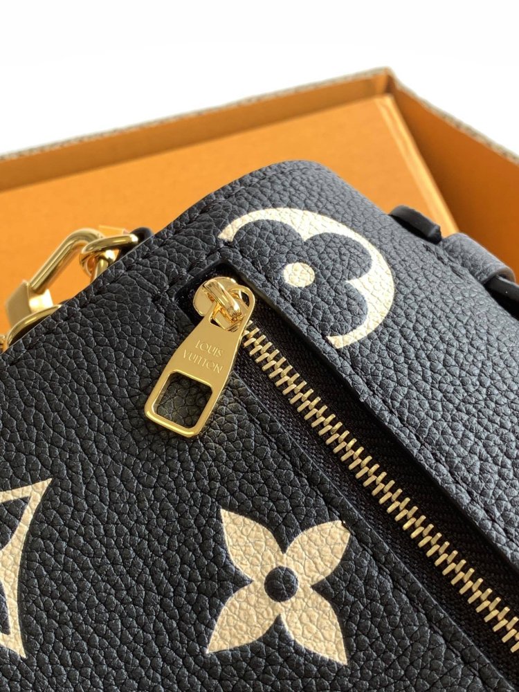 Сумка кожаная Pochette Metis East West 21 см фото 6