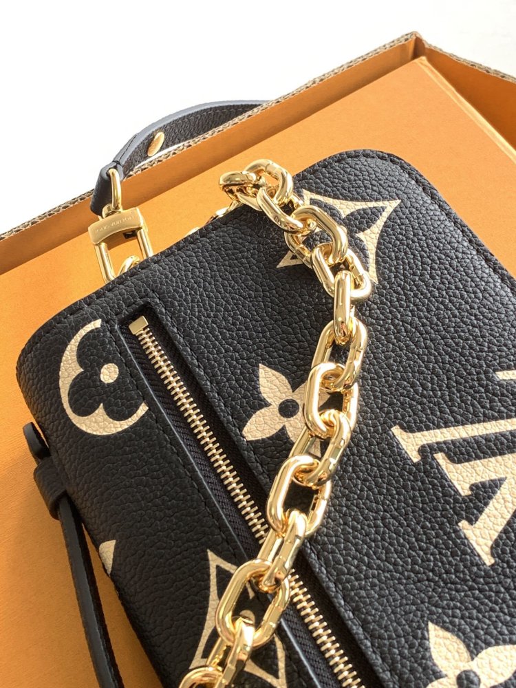 Сумка кожаная Pochette Metis East West 21 см фото 7