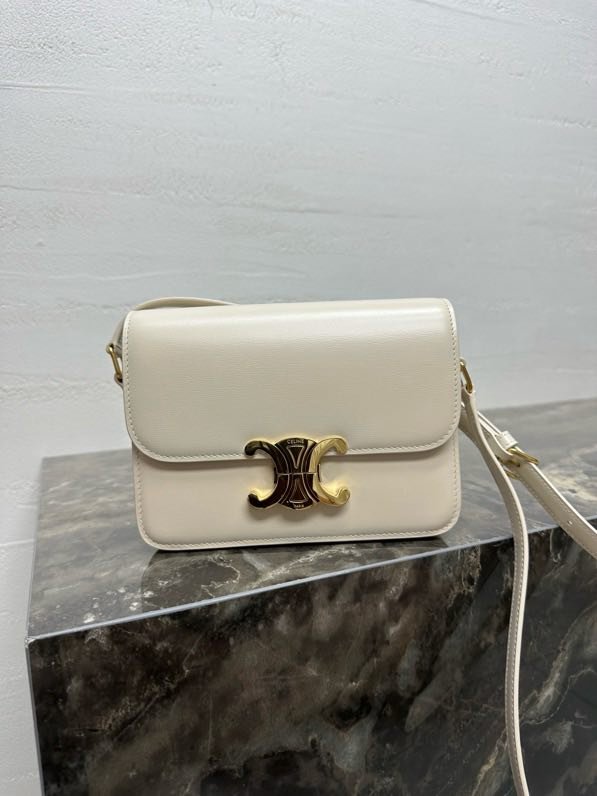 Сумка кожаная TEEN TRIOMPHE 18 см