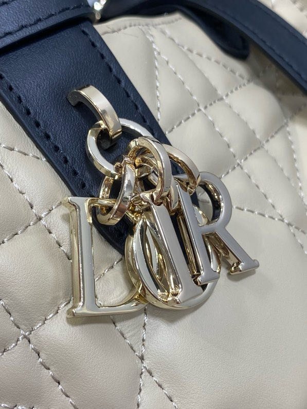 Сумка кожаная Toujours 23 см фото 4