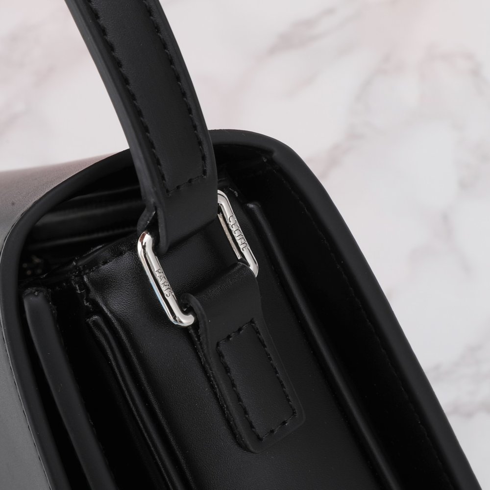 Сумка кожаная TRIOMPHE 19 см фото 5