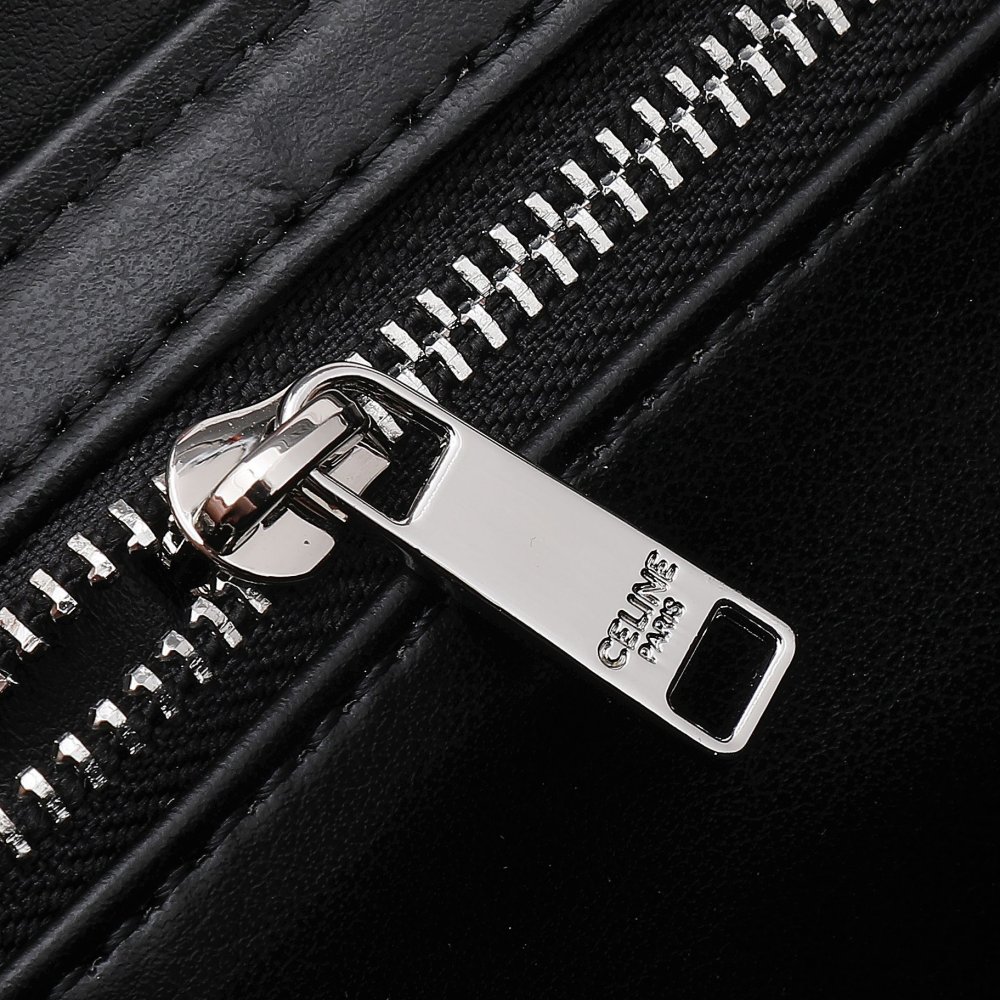 Сумка кожаная TRIOMPHE 19 см фото 9