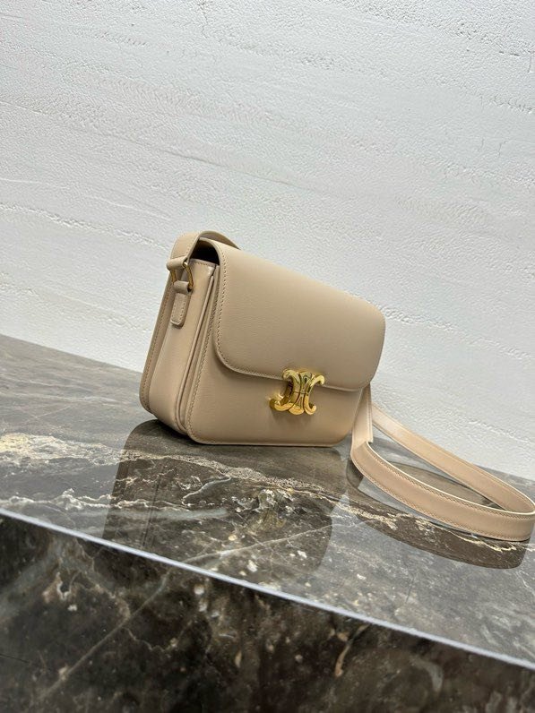 Сумка кожаная TRIOMPHE 22 см фото 2