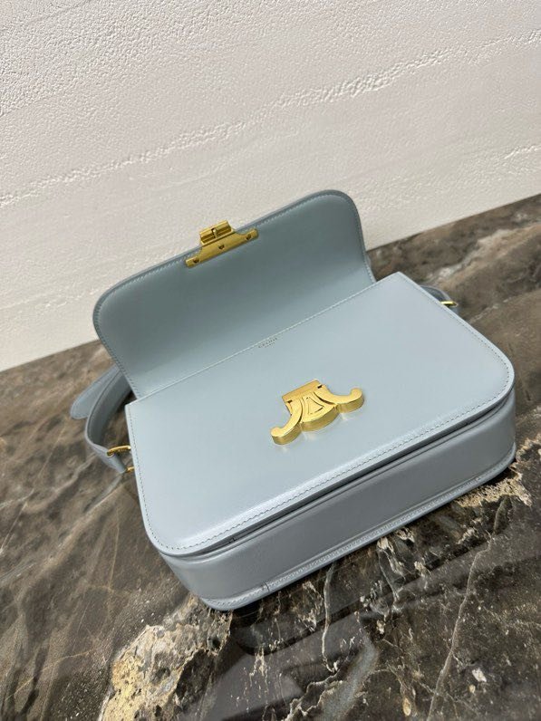 Сумка кожаная TRIOMPHE 22 см фото 2