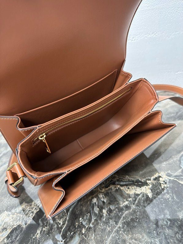 Сумка кожаная TRIOMPHE 22 см фото 7