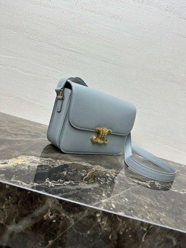 Сумка кожаная TRIOMPHE 22 см фото 7