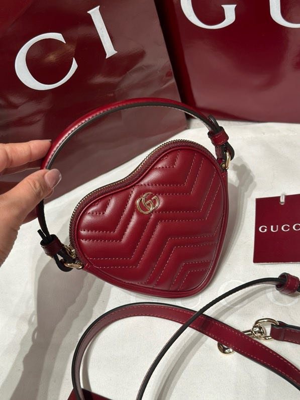 A bag leather at form hearts