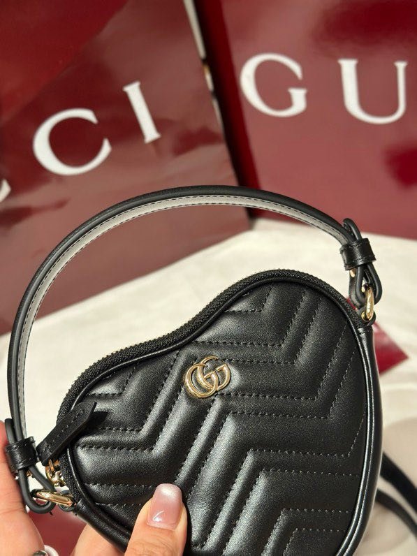 A bag leather at form hearts фото 3