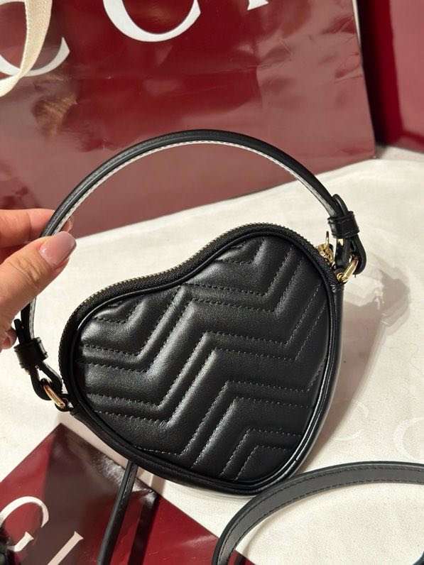 A bag leather at form hearts фото 6