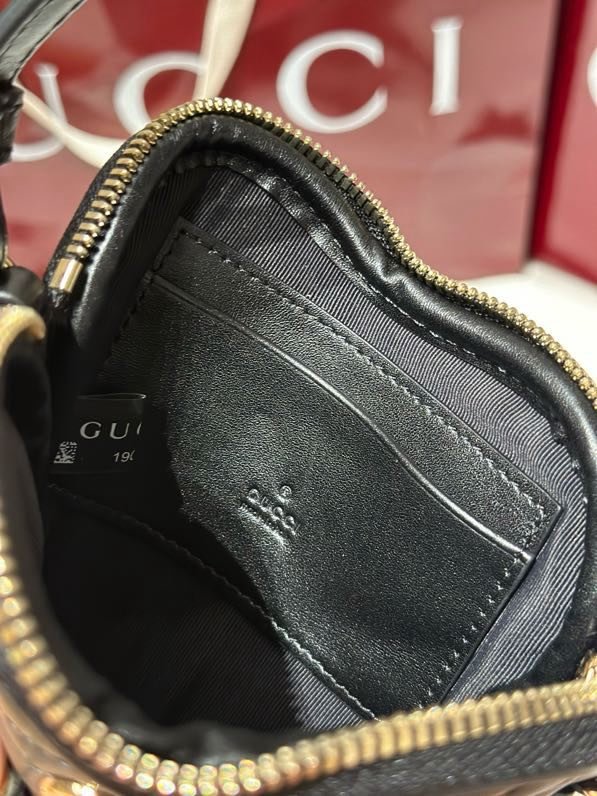 A bag leather at form hearts фото 8