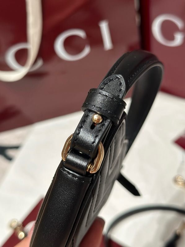 A bag leather at form hearts фото 9