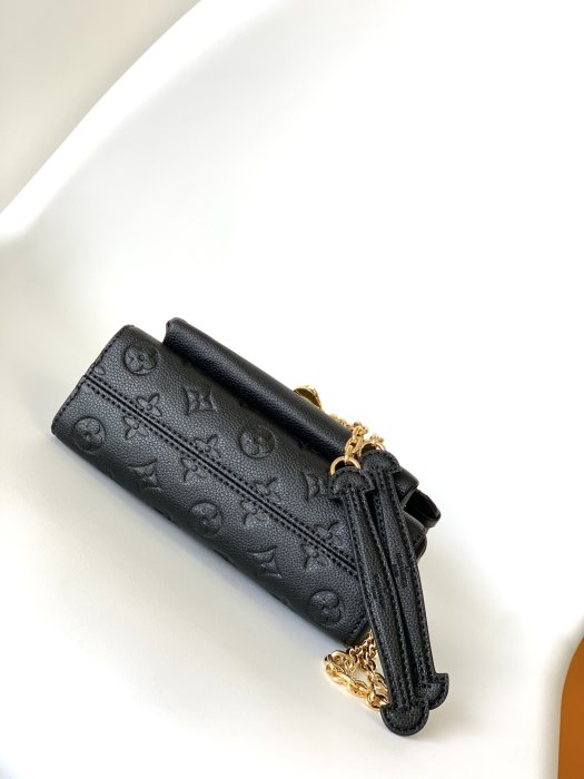 Сумка кожаная Vavin BB 20 см фото 4