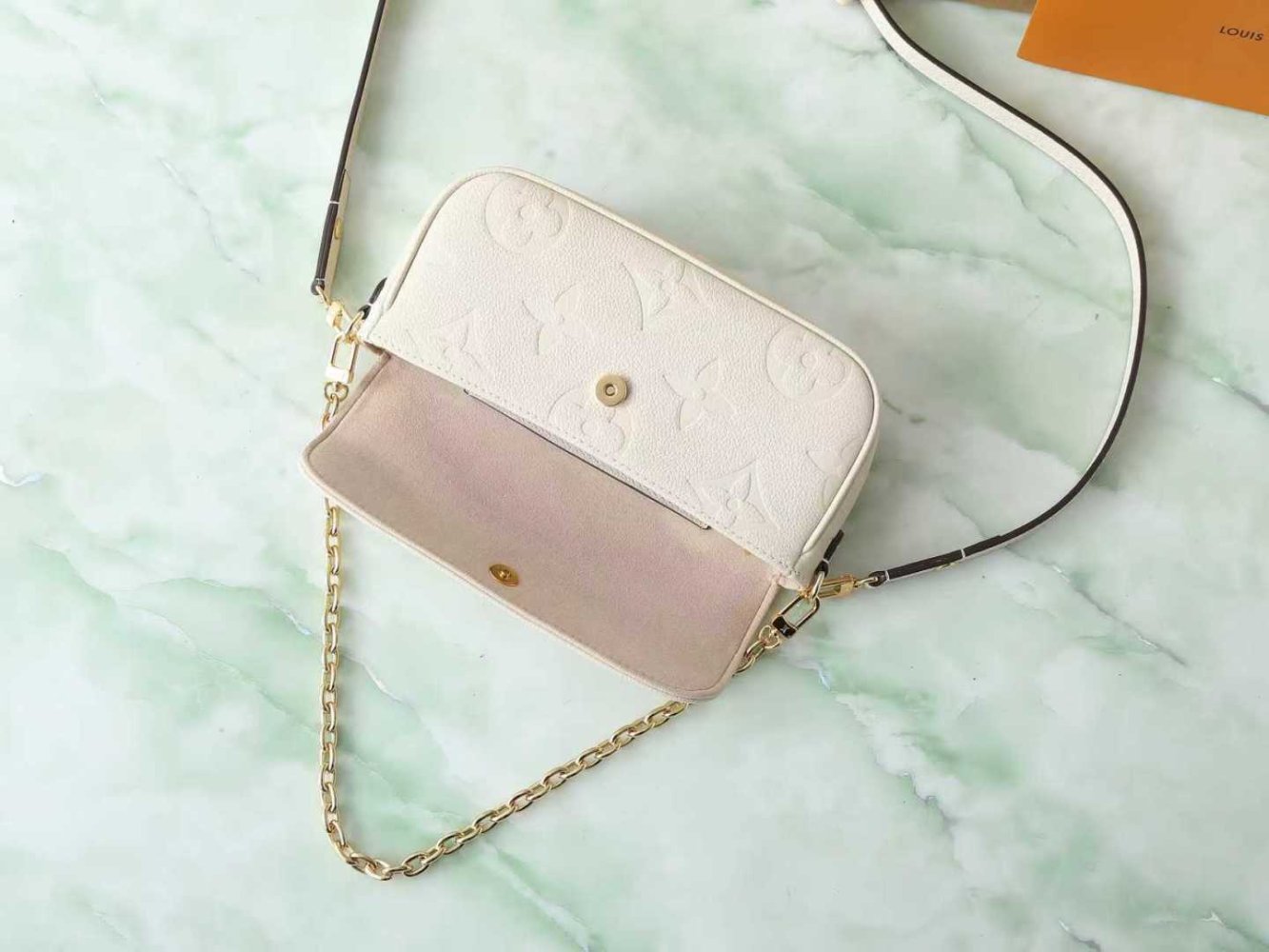 Сумка шкіряна Wallet on Chain Ivy 23 см фото 7