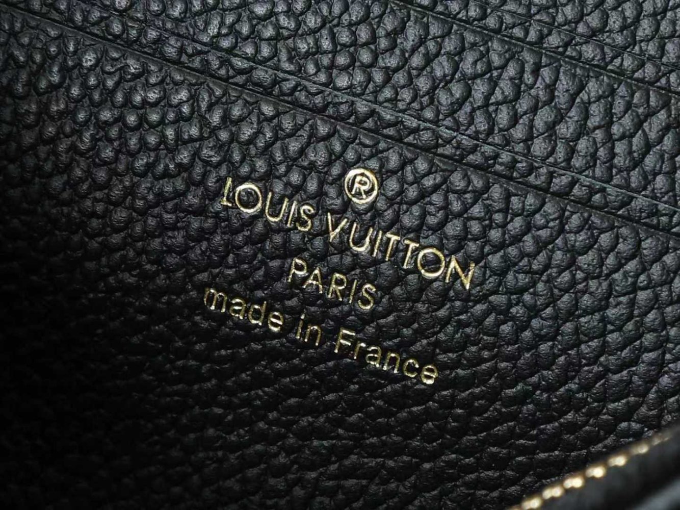 Сумка кожаная Wallet on Chain Ivy 23 см фото 9