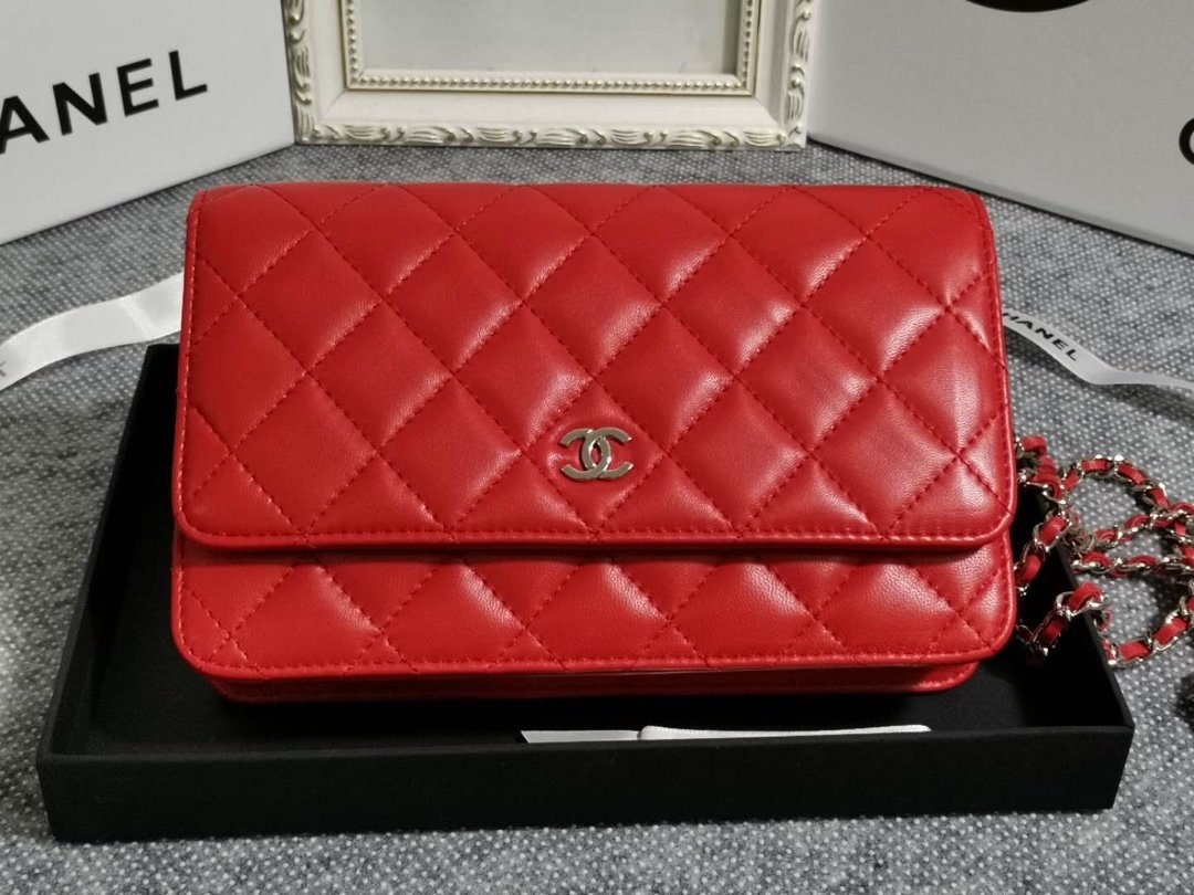 A bag leather WOC 19 cm