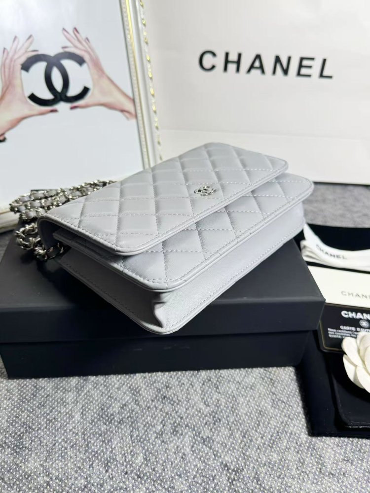 Сумка кожаная WOC 19 см фото 4