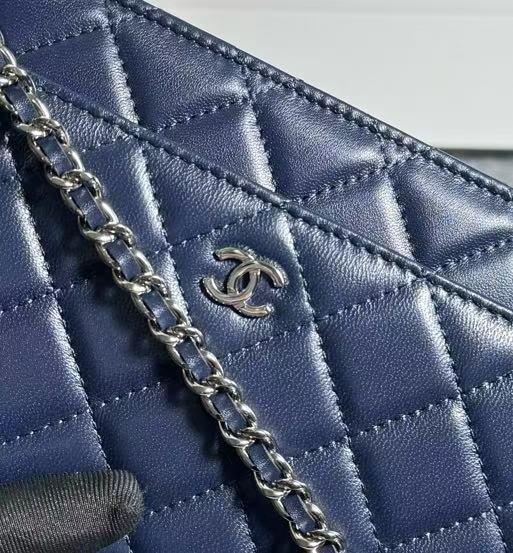 Сумка кожаная WOC 19 см фото 5