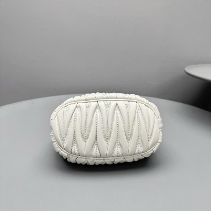 Сумка кожаная женская 16 см фото 4