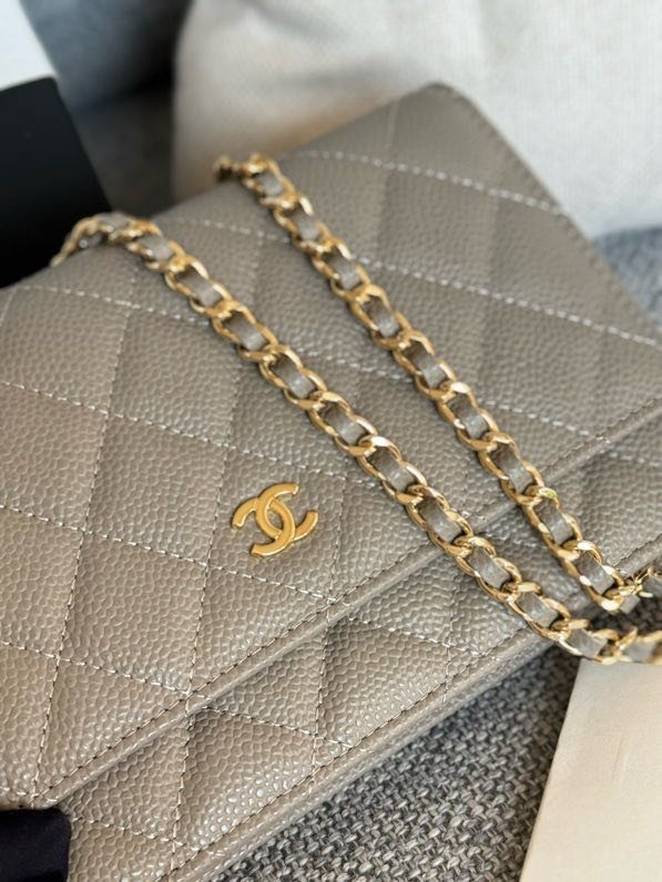 A bag leather women's 19 cm фото 8