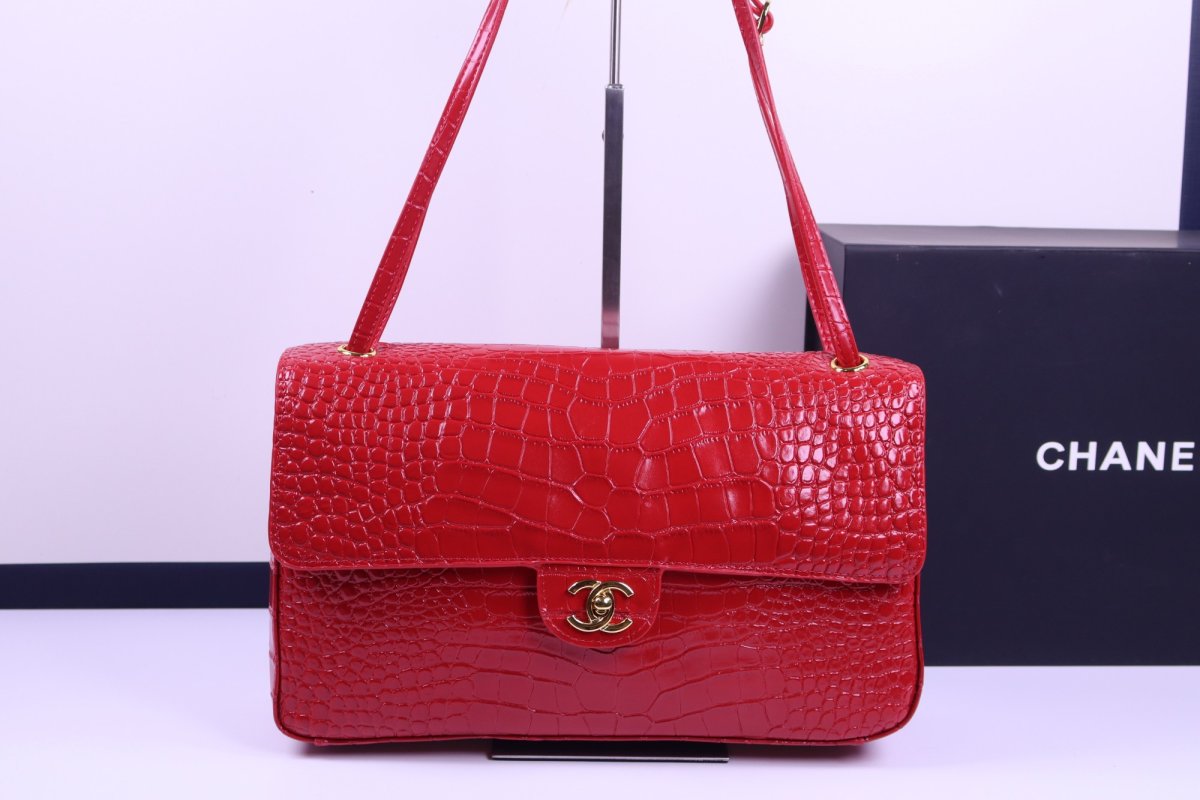 Сумка кожаная женская Chanel CF Maxi Flap 32 см