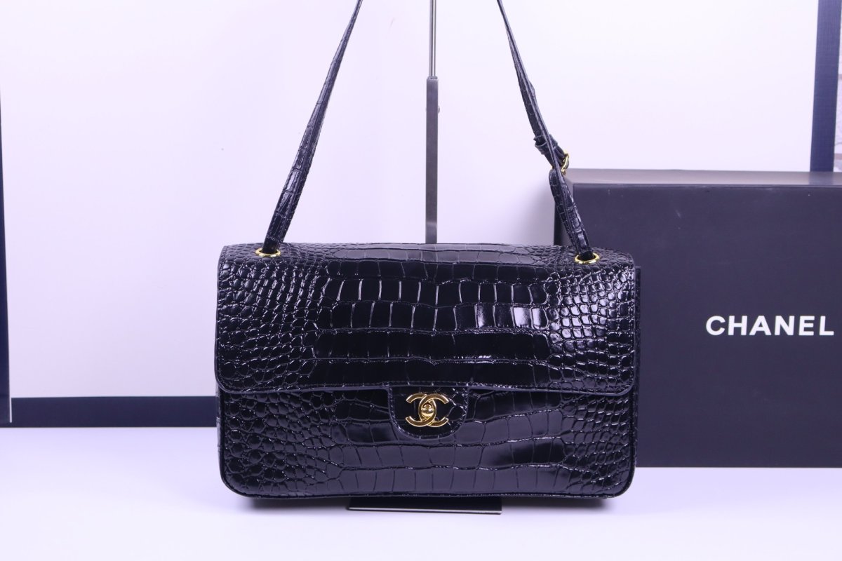 Сумка кожаная женская Chanel CF Maxi Flap 32 см