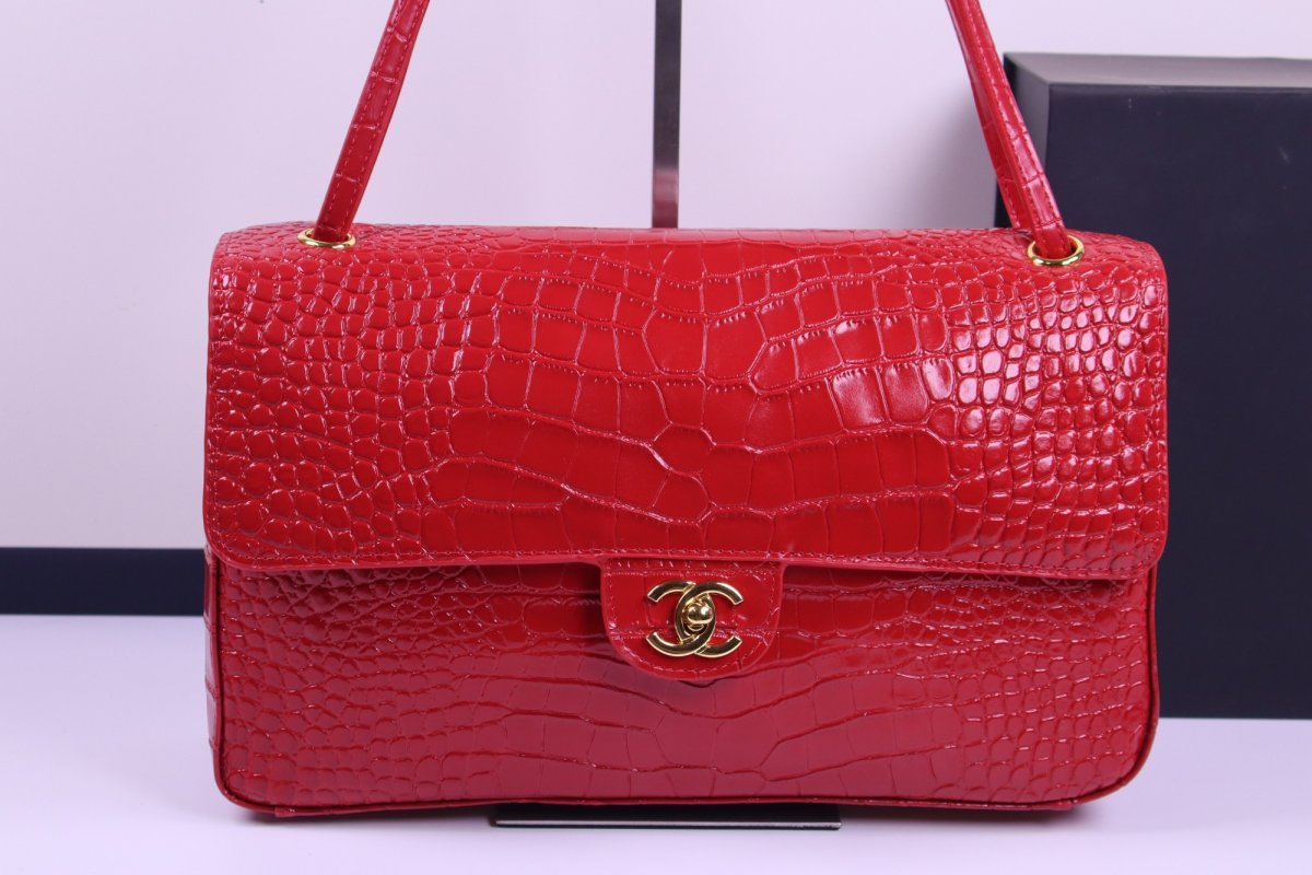 Сумка кожаная женская Chanel CF Maxi Flap 38 см