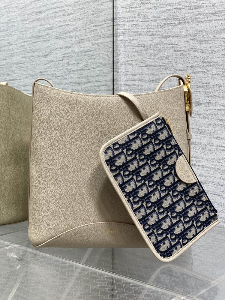 Сумка кожаная женская Dior Medaillon 26 см