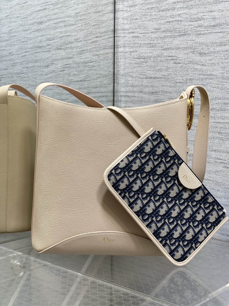 Сумка кожаная женская Dior Medaillon 26 см