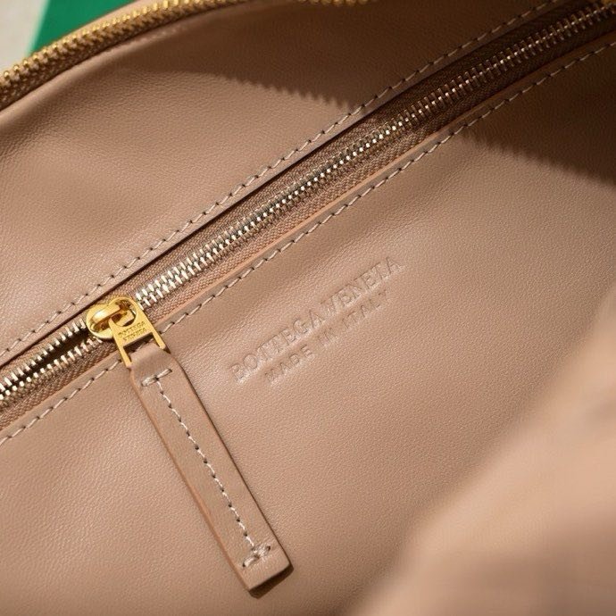 Сумка шкіряна жіноча Jodie 40 см фото 2