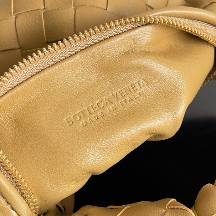 Сумка кожаная женская Mini Jodie 23 см фото 6