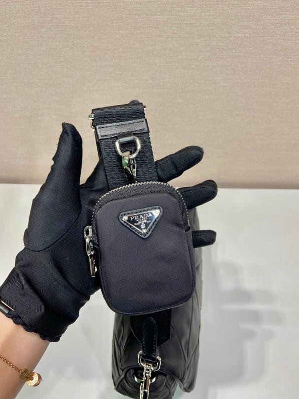 Сумка кроссбоди нейлоновая 24 см фото 6