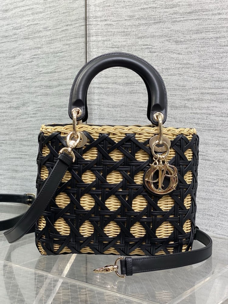 Сумка Lady Dior 24 см из классической стеганой кожи и натурального ротанга