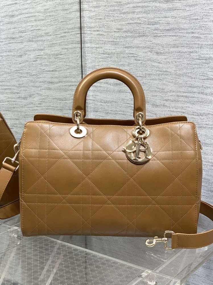 Сумка Lady Dior 34 см