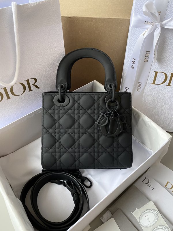 Сумка Lady Dior in Black 20 см