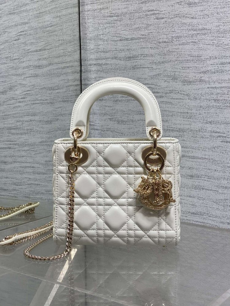 Сумка Lady Dior кожаная 17 см