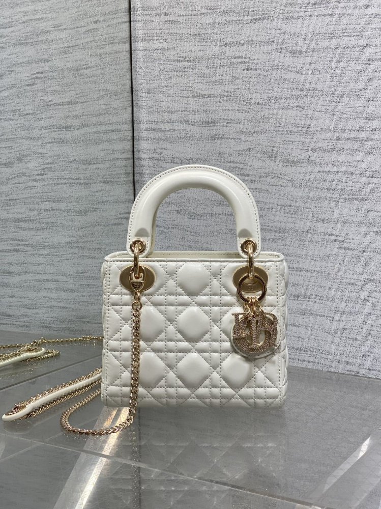 Сумка Lady Dior кожаная 17 см