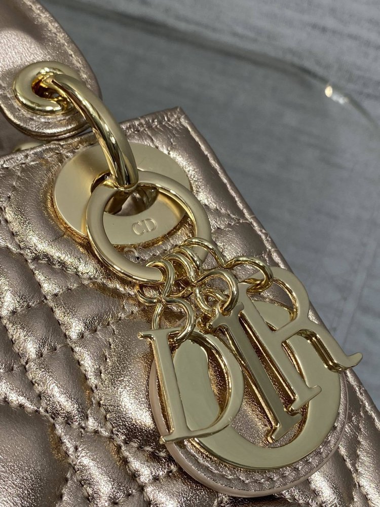 Сумка Lady Dior кожаная 17 см фото 3