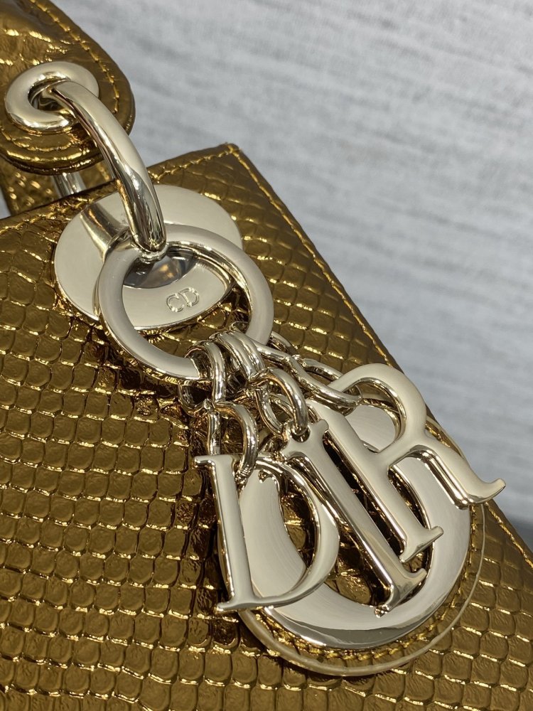 Сумка Lady Dior кожаная 17 см фото 3