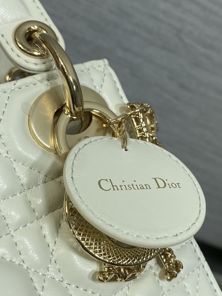 Сумка Lady Dior кожаная 17 см фото 4