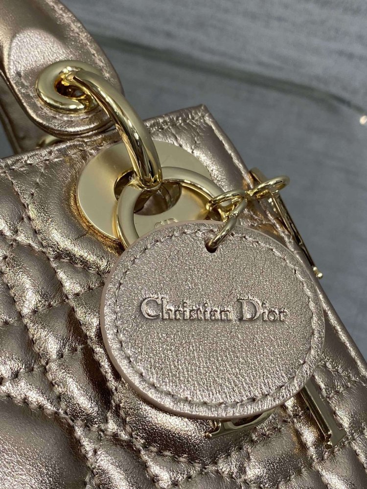 Сумка Lady Dior кожаная 17 см фото 4