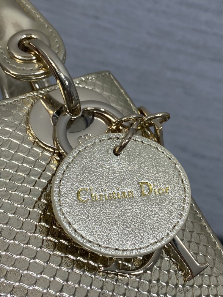 Сумка Lady Dior кожаная 17 см фото 4