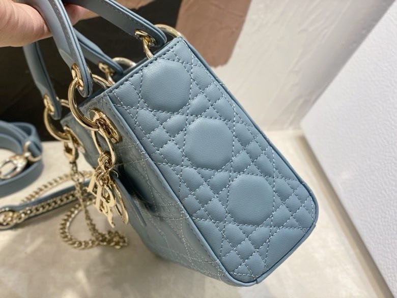 Сумка Lady Dior кожаная 17 см фото 4