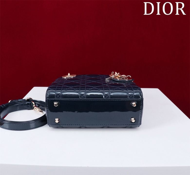 Сумка Lady Dior кожаная 17 см фото 4