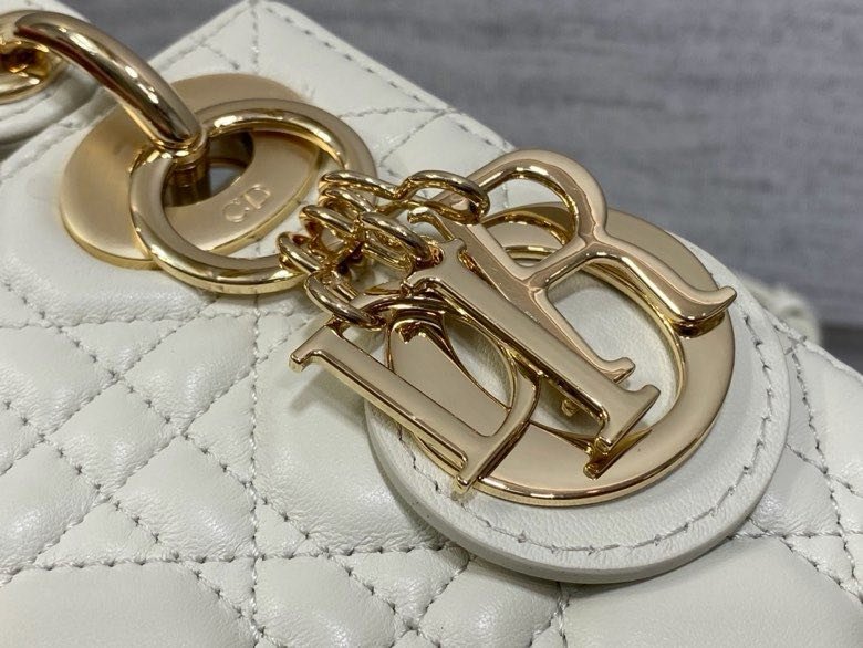 Сумка Lady Dior кожаная 17 см фото 4