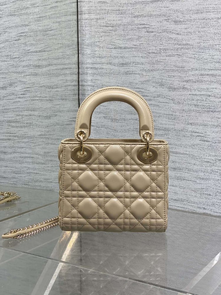 Сумка Lady Dior кожаная 17 см фото 5