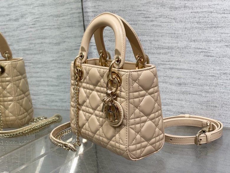 Сумка Lady Dior кожаная 17 см фото 5