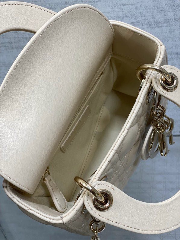 Сумка Lady Dior кожаная 17 см фото 5