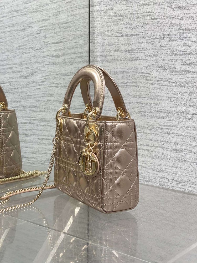 Сумка Lady Dior кожаная 17 см фото 6