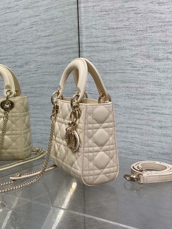 Сумка Lady Dior кожаная 17 см фото 6