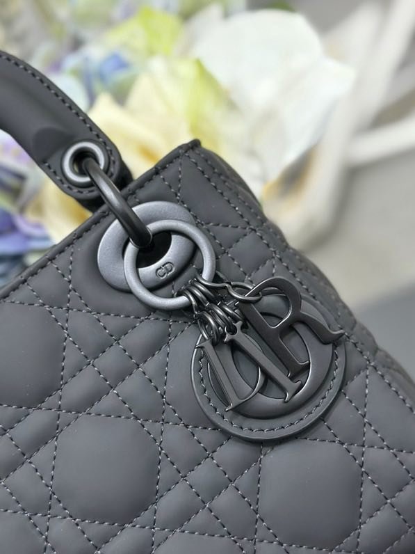 Сумка Lady Dior кожаная 17 см фото 6